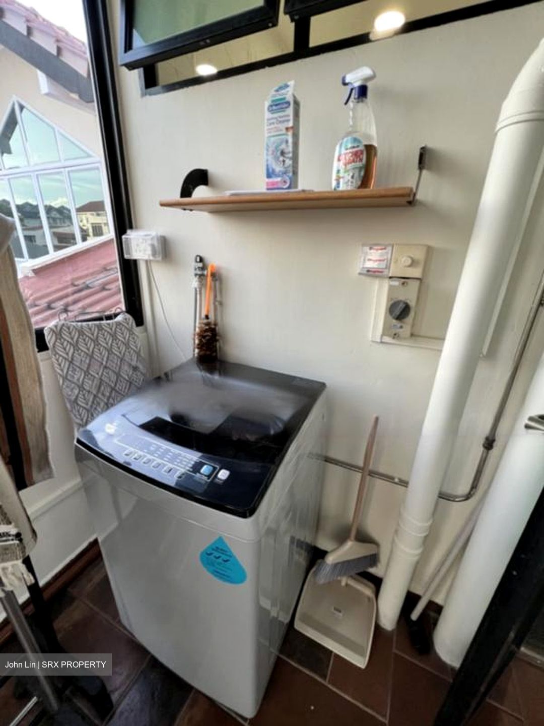 Dix Road (D19), Terrace #467689901